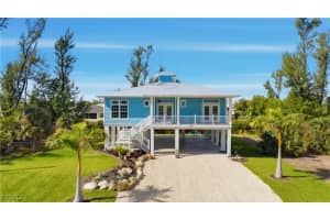 3811 Crestwell Court, St James City, FL 33956 - MLS#2025019297