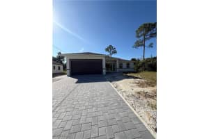 2715 10th Street, Lehigh Acres, FL 33971 - MLS#2025019319