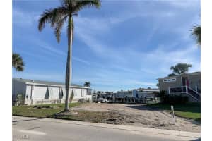 11361 Dogwood Lane, Fort Myers Beach, FL 33931 - MLS#2025019330