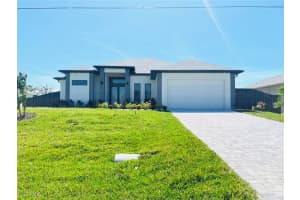 1053 Harwood Avenue, Lehigh Acres, FL 33974 - MLS#2025019332