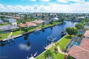 890 Coronado Drive, Punta Gorda, FL 33950 Sold 12/30/25