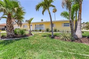 2 Fairview Boulevard, Fort Myers Beach, FL 33931 - MLS#2025019394