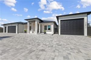 1118 Del Prado Boulevard, Cape Coral, FL 33909 - MLS#2025019447