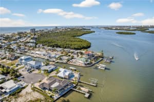 467 Madison Court, Fort Myers Beach, FL 33931 - MLS#2025019458