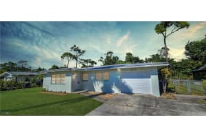 13 Broadway Circle, Fort Myers, FL 33901 - MLS#2025019492