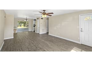 13 Broadway Circle, Fort Myers, FL 33901 - MLS#2025019492