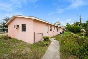 1604 oak Drive, Fort Myers, FL 33907 - MLS#2025019496