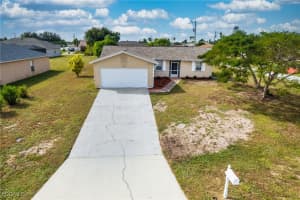 4022 8th Place, Cape Coral, FL 33914 - MLS#2025019535