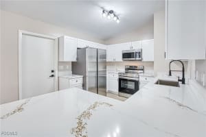 4022 8th Place, Cape Coral, FL 33914 - MLS#2025019535