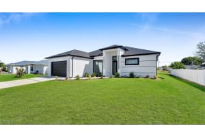 1325 13th Place, Cape Coral, FL 33993 - MLS#2025019560