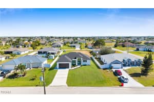 1325 13th Place, Cape Coral, FL 33993 - MLS#2025019560