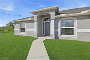 409 25th Terrace, Cape Coral, FL 33909 - MLS#2025019561