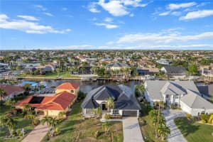 1219 Sw 51st St, Cape Coral