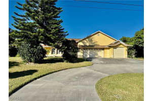 1427 Scenic Street, Lehigh Acres, FL 33936 - MLS#2025019638