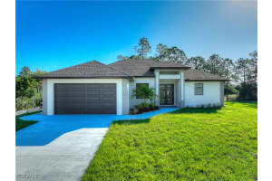 656 Crabtree Court, Lehigh Acres, FL 33974 - MLS#2025019677