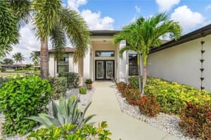 2704 Sw 4th Pl, Cape Coral