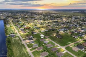 1834 27th Terrace, Cape Coral, FL 33993 - MLS#2025019778