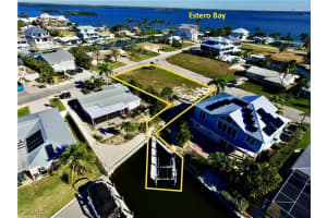 264 Albatross Street, Fort Myers Beach, FL 33931 Sold 12/15/25