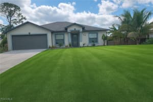 818 Albert Avenue, Lehigh Acres, FL 33971 - MLS#2025019874