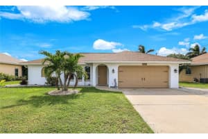 304 Kamal Parkway, Cape Coral, FL 33904 - MLS#2025019893