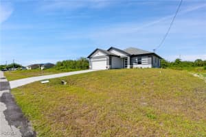 608 Eisenhower Boulevard, Lehigh Acres, FL 33974 - MLS#2025019927