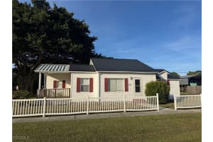 303 Osceola Avenue, Clewiston, FL 33440 - MLS#2025019950