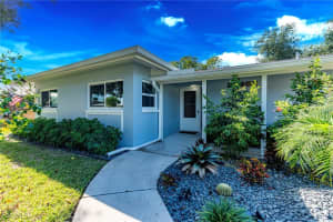 5222 Glade Court, Cape Coral, FL 33904 - MLS#2025020079