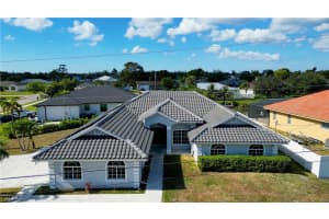 823 10th Street, Cape Coral, FL 33991 - MLS#2025020097