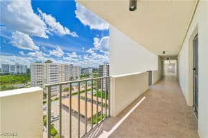 15 Bluebill Avenue, Naples, FL 34108 - MLS#2025020284