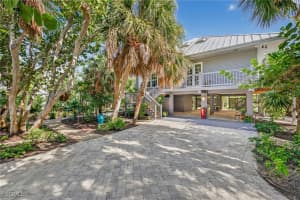 355 Gulf Drive, Sanibel, FL 33957 - MLS#2025020296
