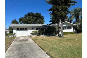 1401 25th Terrace, Cape Coral, FL 33904 - MLS#2025020379