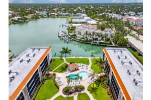 2900 Gulf Shore Boulevard, Naples, FL 34103 - MLS#2025020397