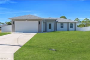 528 Redwood Avenue, Lehigh Acres, FL 33974 - MLS#2025020436