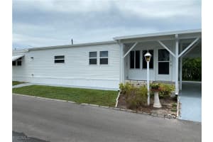 10 Blue Skys Drive, Naples, FL 34104 - MLS#2025020460