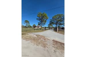 1860 Poinsettia Avenue, Lehigh Acres, FL 33972 - MLS#2025020472