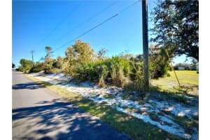 157 Cumberland Street, Lake Placid, FL 33852 - MLS#2025020501