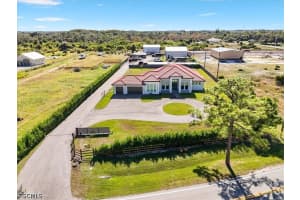 14582 Old Olga Road, Fort Myers, FL 33905 - MLS#2025020518