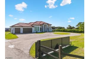 14582 Old Olga Road, Fort Myers, FL 33905 - MLS#2025020518