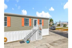 16 Helen Lane, Fort Myers Beach, FL 33931 - MLS#2025020660