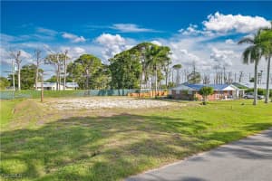 7144 Vassar Drive, Fort Myers, FL 33908 - MLS#2025020670