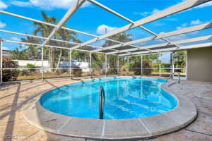 247 Se 46th St, Cape Coral