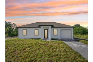 4402 19th Street, Lehigh Acres, FL 33972 - MLS#2025020701