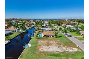 9821 Cypress Lake Drive, Fort Myers, FL 33919 - MLS#2025020719