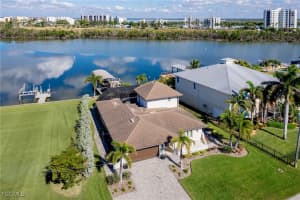 8047 Lagoon Road, Fort Myers Beach, FL 33931 - MLS#2025020723