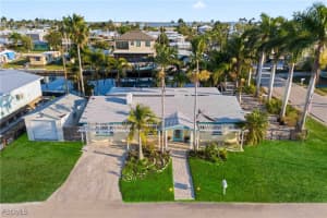 2631 Bayshore Drive, Matlacha, FL 33993 - MLS#2025020753