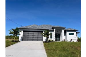 1261 Ne 40th St, Cape Coral 1261 Ne 40th St, Cape Coral