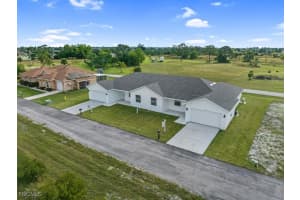 628 Falls Lane, Lehigh Acres, FL 33974 - MLS#2025020794