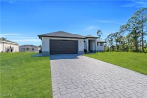 2815 44th St W, Lehigh Acres, FL 33971 - MLS#2025020875
