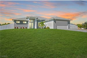 2717 Nw 4th St, Cape Coral