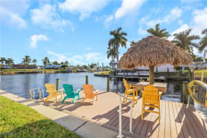 4041 11th Place, Cape Coral, FL 33904 - MLS#2025020942